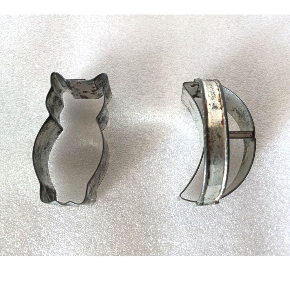 Vintage Midcentury Owl & Moon Tin Cookie Cutter Set
